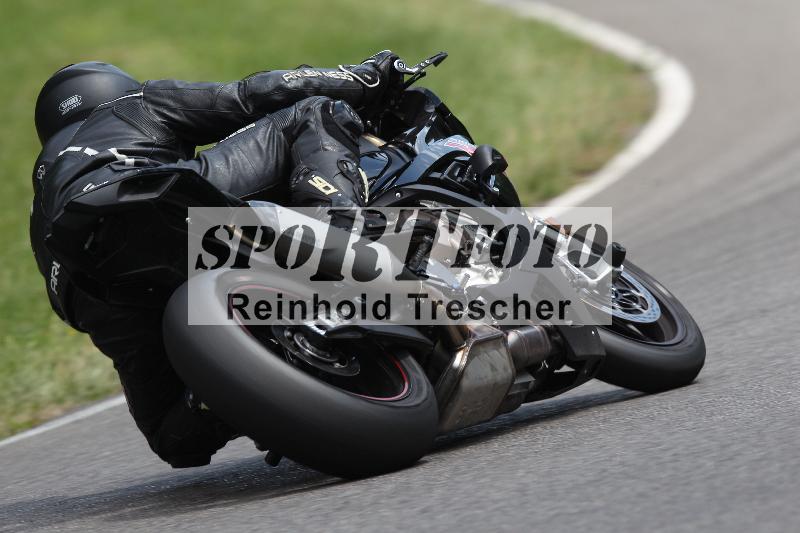 Archiv-2022/36 06.07.2022 Speer Racing ADR/Gruppe rot/backside